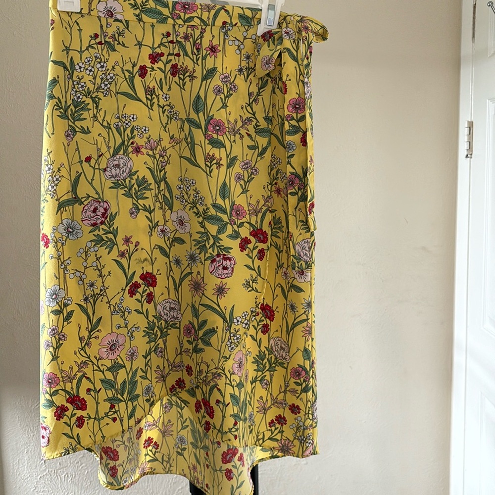 Midi loft floral skirt